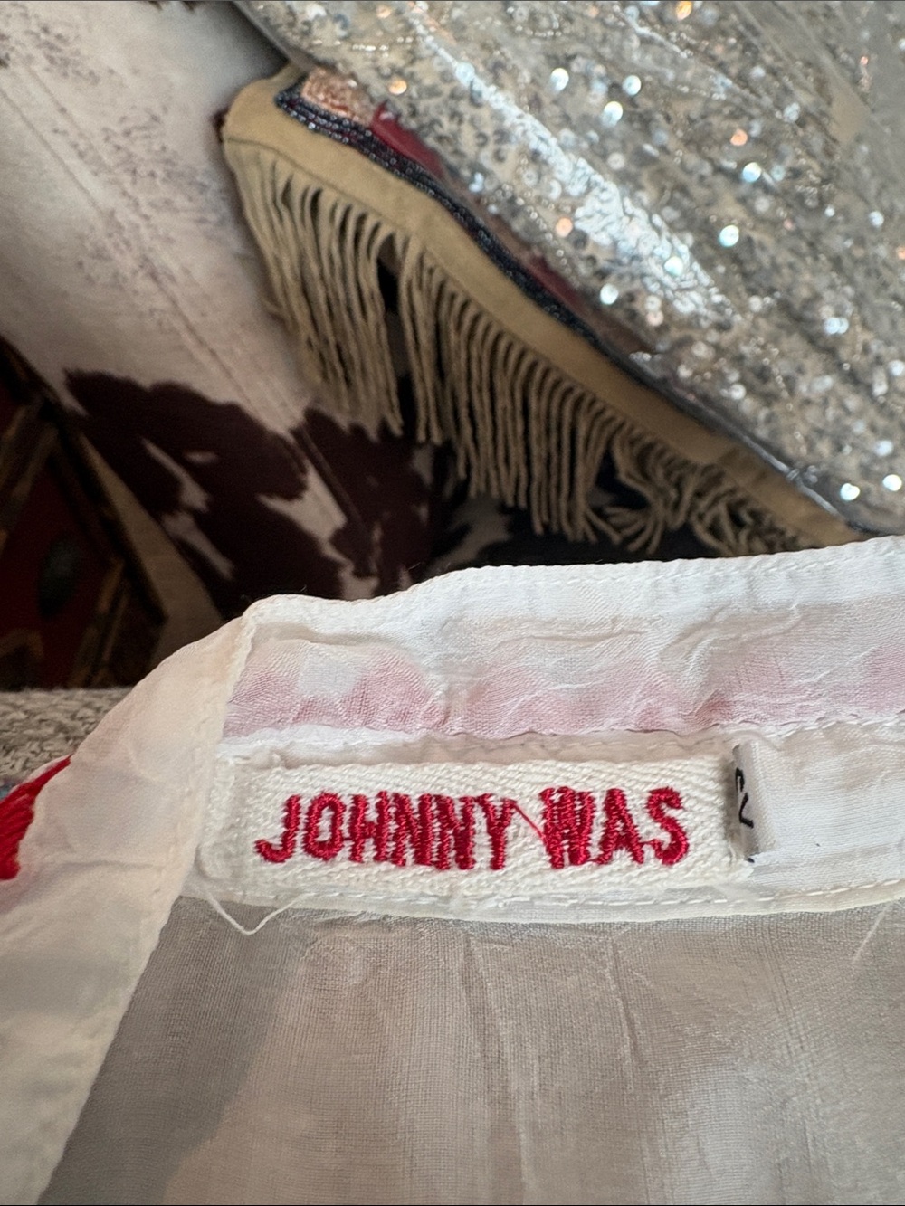 Johnny Was White Embroidered V-Neck Tunic with Multicolor Floral Accents - Picture 11 of 13